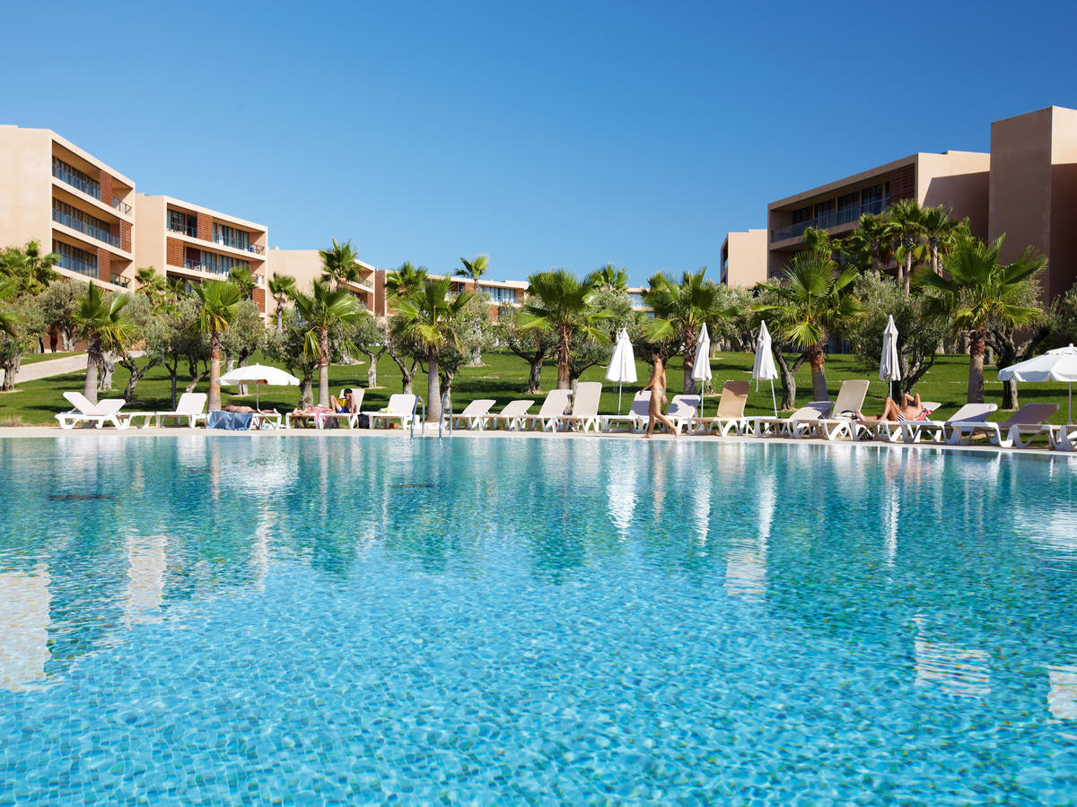 Nau Salgados Lagoas Apart-hotel 4*